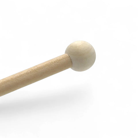 Tył drewnianej nabieraczki do miodu 13 cm